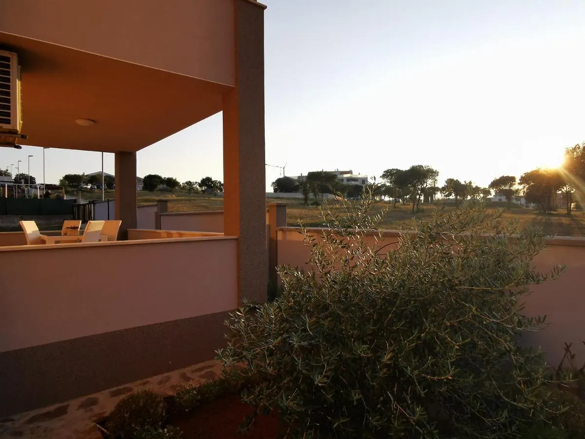 Casa Matea - 90 M From The Sea, New Private Swimming Pool Apartment Pula Croatia